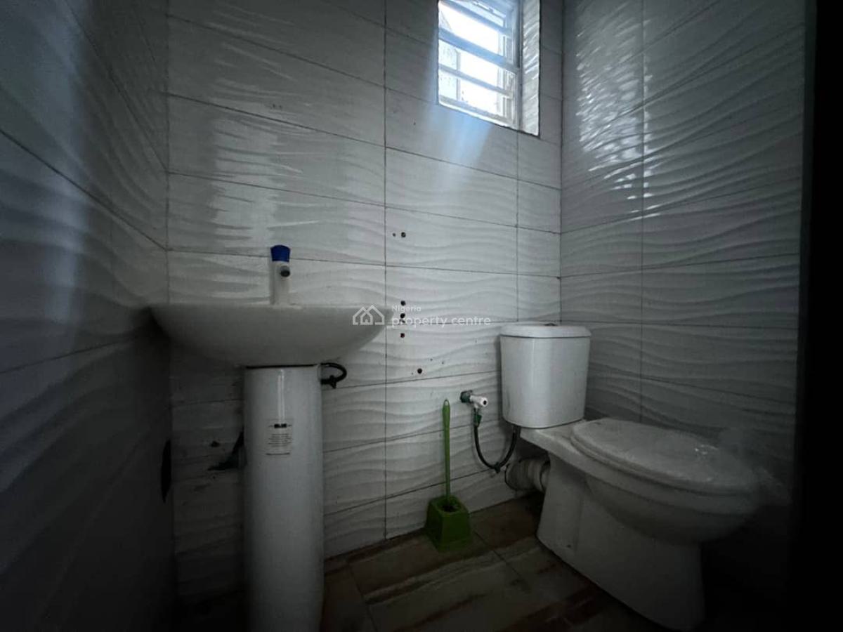 4 Bedroom Fully Detached Duplex with Bq, Osapa, Lekki, Lagos, Detached Duplex for Rent