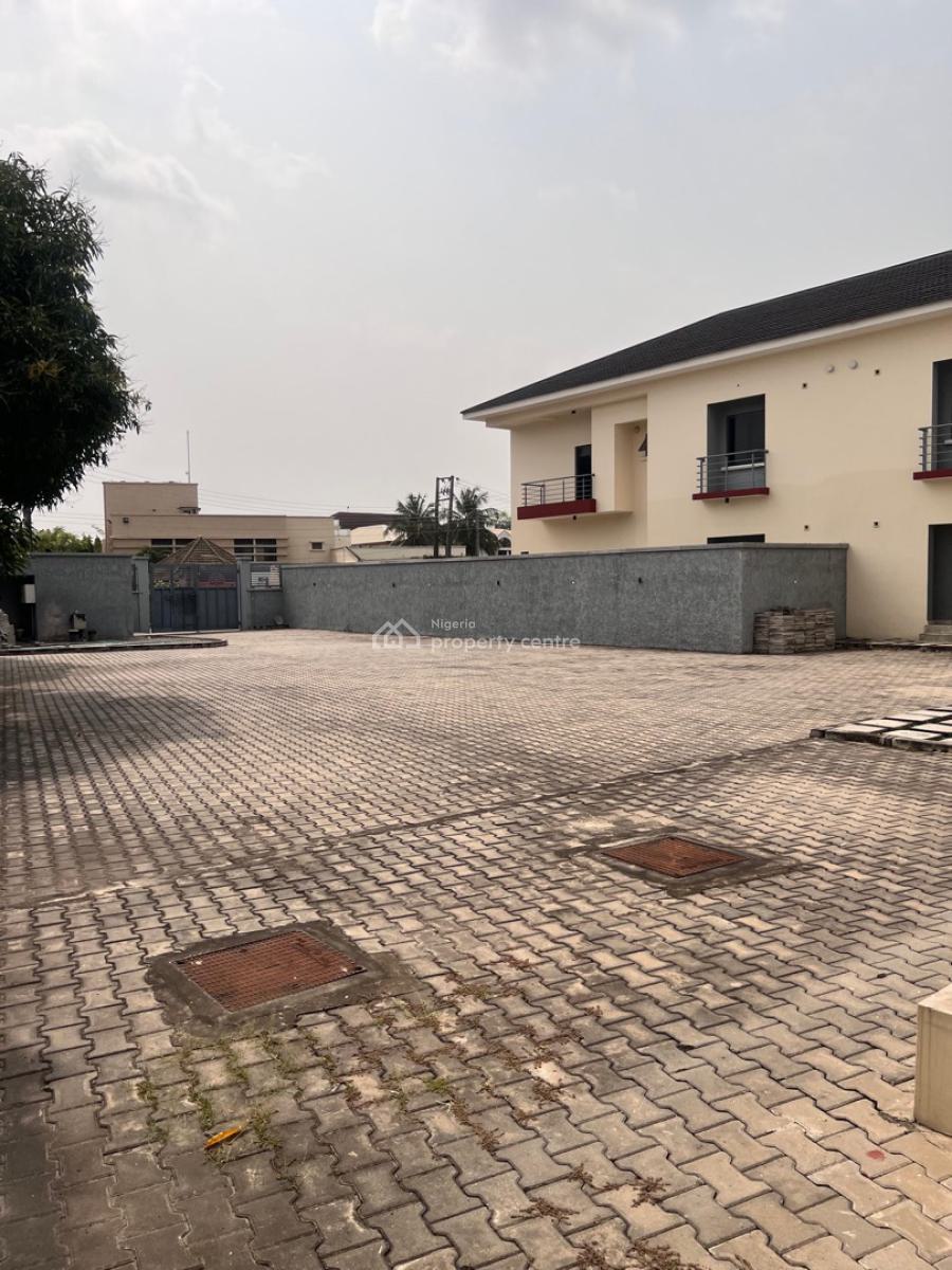 5 Bedroom Apartment Available, Lekki Phase 1, Lekki, Lagos, Flat / Apartment for Rent