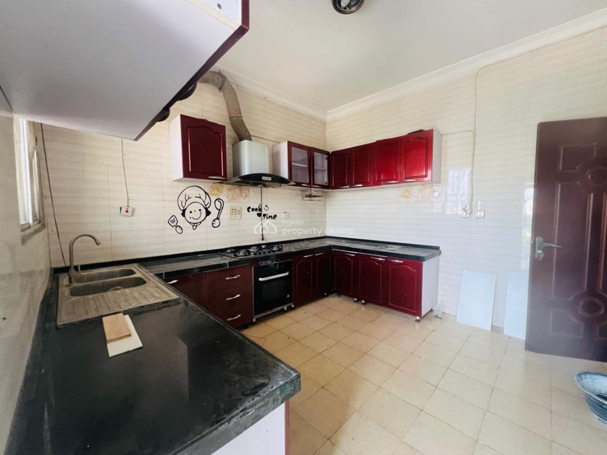 3 Bedroom Flat, All Rooms Ensuite with Bq, Lekki Phase 1, Lekki, Lagos, Flat / Apartment for Rent