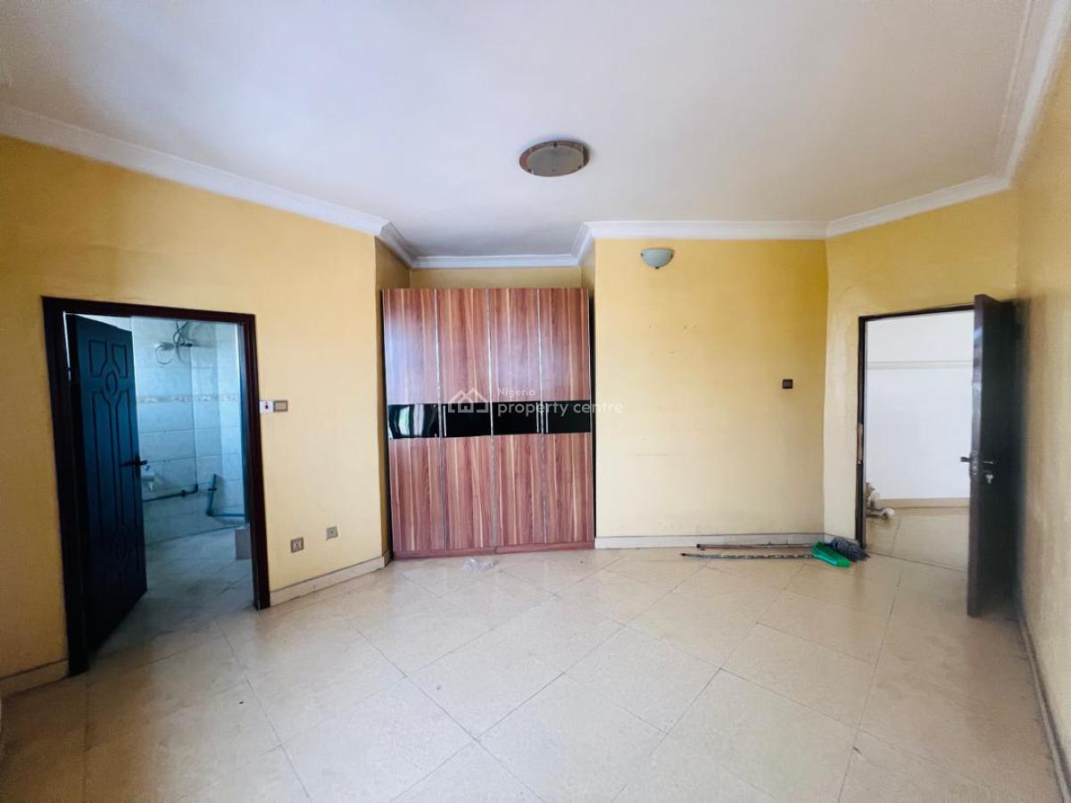 3 Bedroom Flat, All Rooms Ensuite with Bq, Lekki Phase 1, Lekki, Lagos, Flat / Apartment for Rent