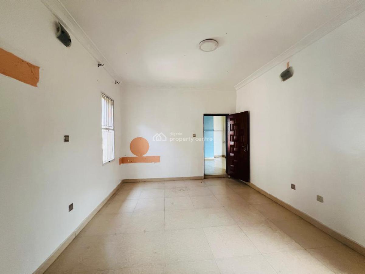 3 Bedroom Flat, All Rooms Ensuite with Bq, Lekki Phase 1, Lekki, Lagos, Flat / Apartment for Rent