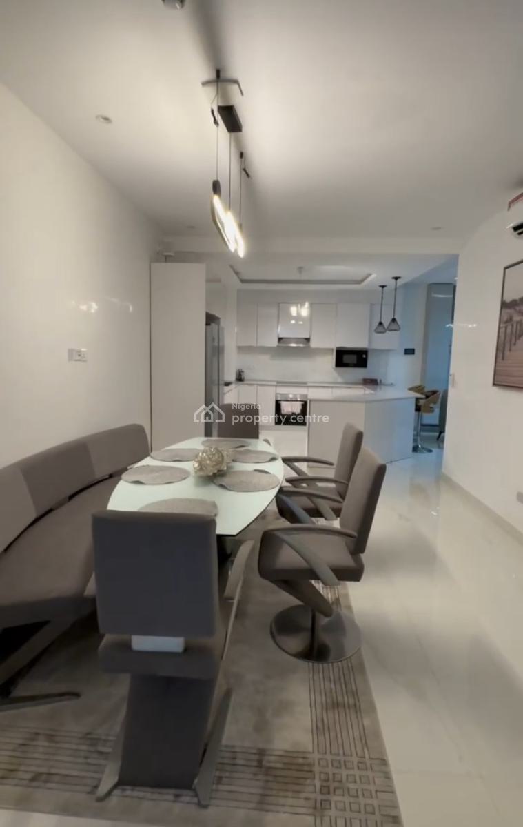 Waterfront 2-bedroom Apartment with Swimming Pool, Lekki Phase 1, Lekki, Lagos, Flat / Apartment for Rent