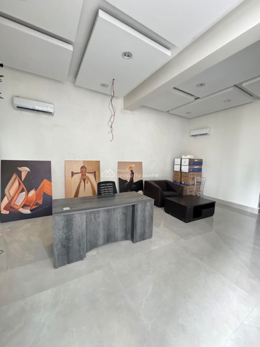 Newly Built Ultra Luxury 4 Bedroom Apartment, Off Admiralty Way, Lekki Phase 1, Lekki, Lagos, Flat / Apartment for Sale