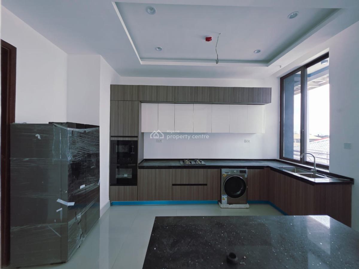 Newly Built Ultra Luxury 4 Bedroom Apartment, Off Admiralty Way, Lekki Phase 1, Lekki, Lagos, Flat / Apartment for Sale