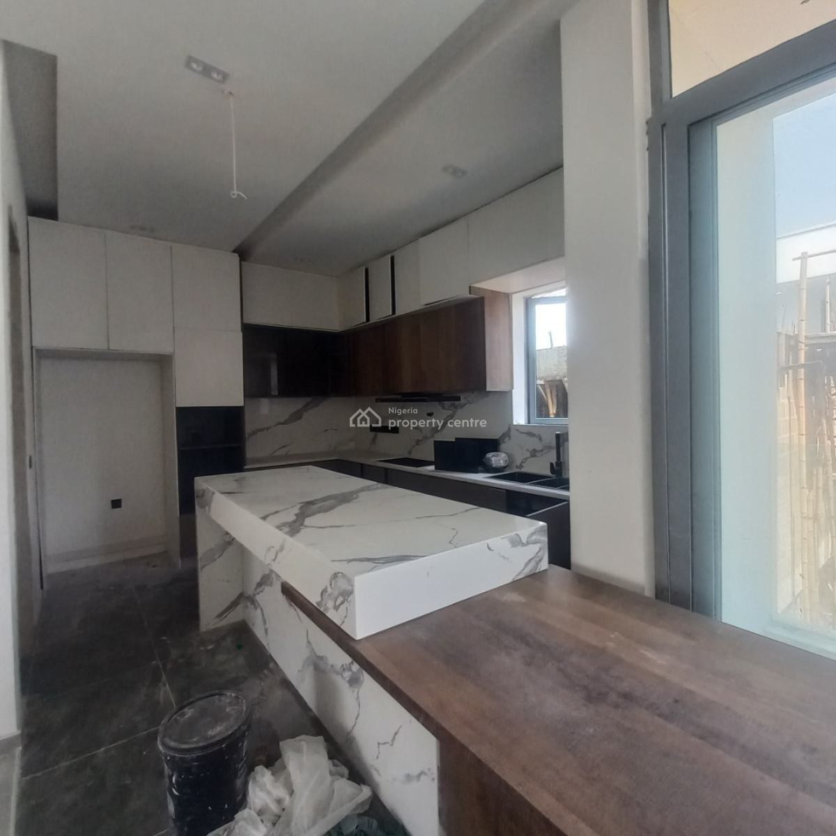 Spacious 4 Bedroom Terrace with Pool, Lekki Phase 1, Lekki, Lagos, Detached Duplex for Sale