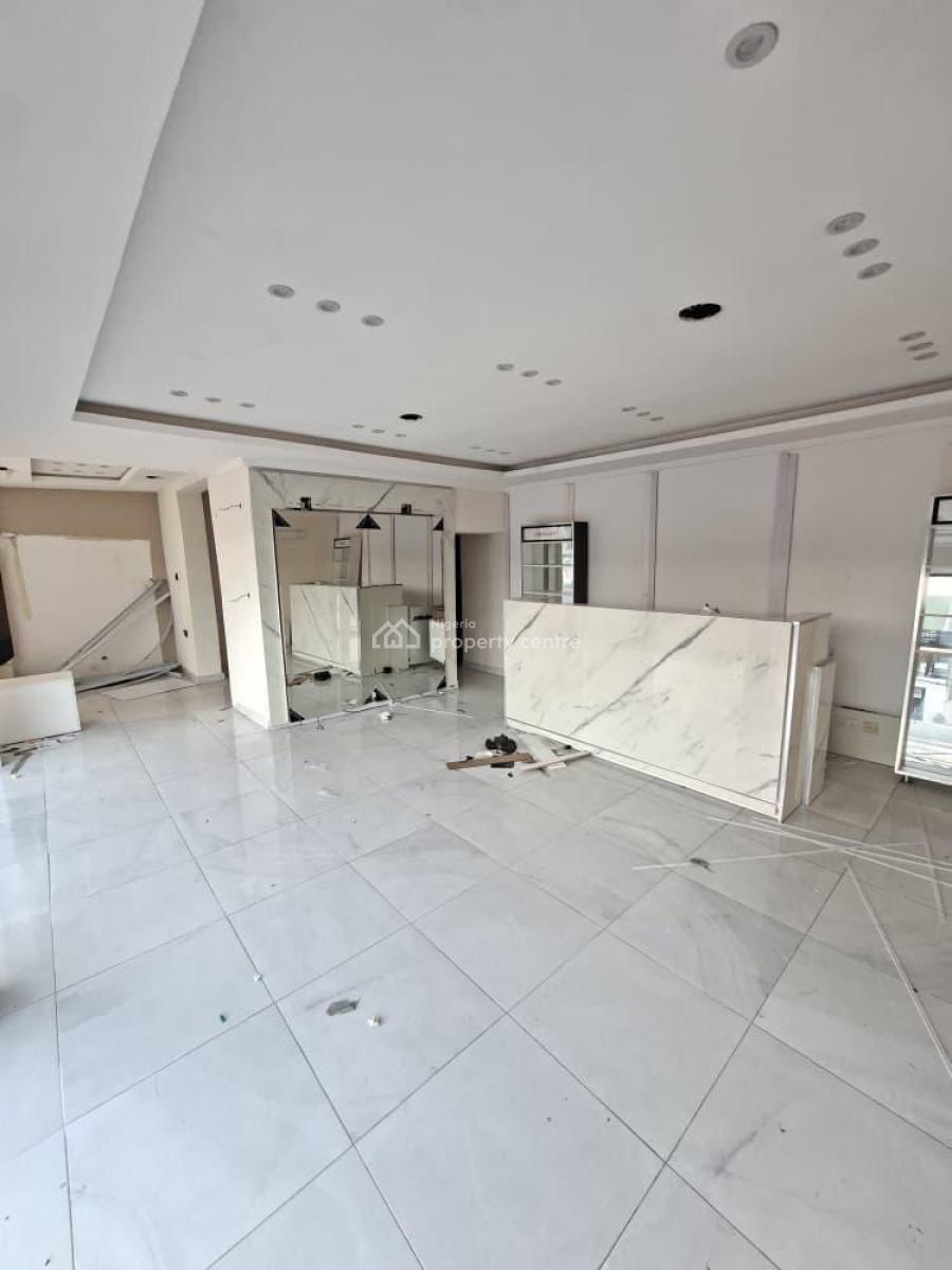 230sqm Shop Space on First Floor Facing a Busy Commercial Road, Lekki Phase 1, Lekki, Lagos, Shop for Rent