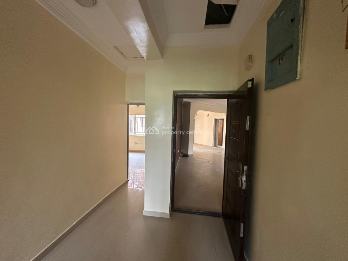 Spacious 3 Bedroom Apartment + Bq, Wuse 2, Abuja, Flat / Apartment for Rent