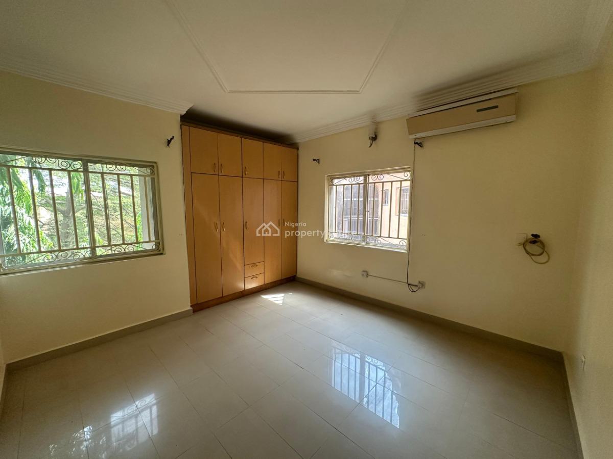 Spacious 3 Bedroom Apartment + Bq, Wuse 2, Abuja, Flat / Apartment for Rent
