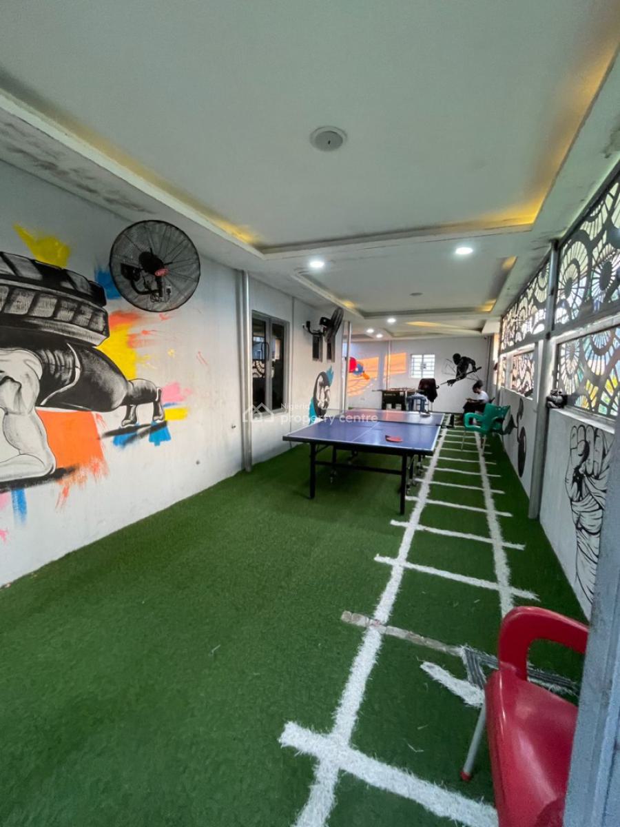 a Fully Furnished Single Room with Gym, Easily Accessible Via Osapa London, Agungi, Lekki, Lagos, Self Contain (single Rooms) Short Let