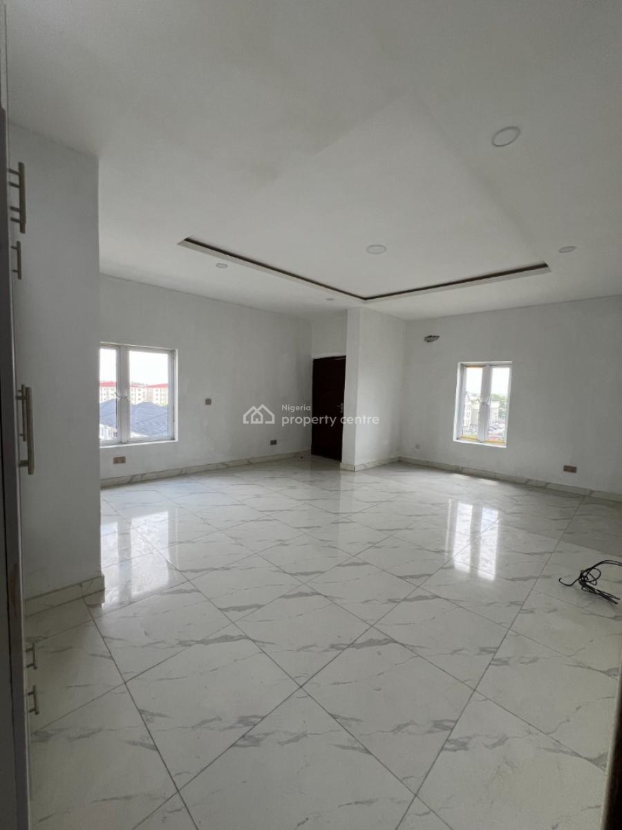 Luxurious 3 Bedroom Flat, Nibrel Strip, Osapa, Lekki, Lagos, Flat / Apartment for Sale