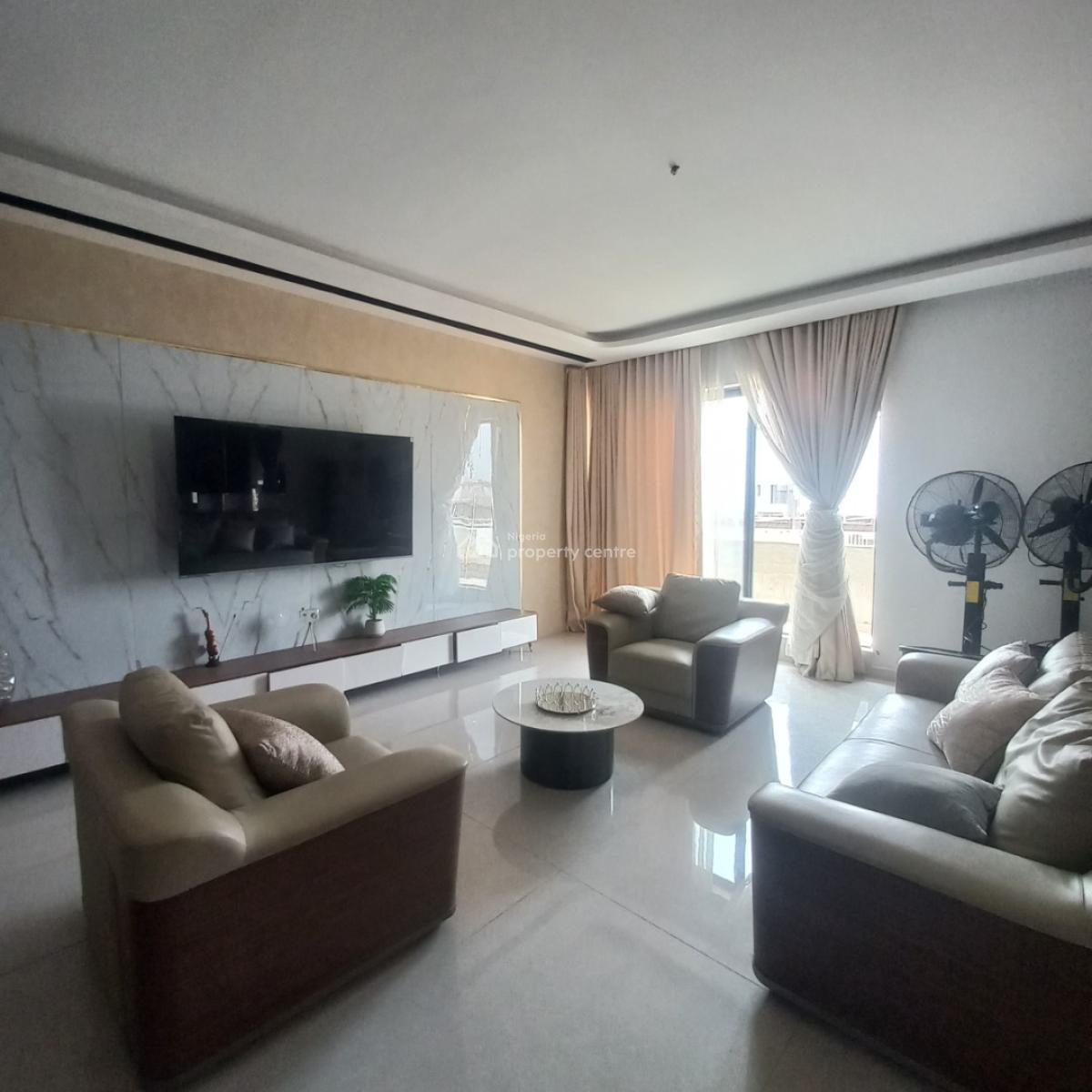 Beautiful 2 Bedroom with Pool and Elevator, Lekki Phase 1, Lekki, Lagos, Flat / Apartment for Sale