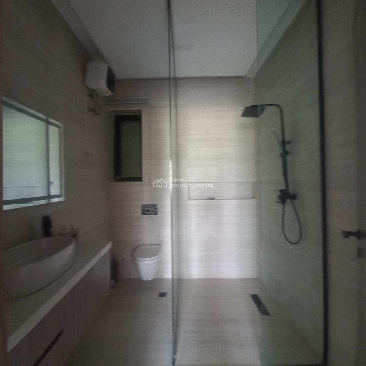Beautiful 2 Bedroom with Pool and Elevator, Lekki Phase 1, Lekki, Lagos, Flat / Apartment for Sale