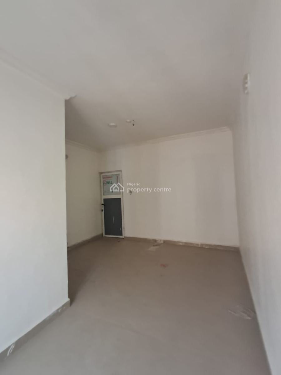 Spacious 1-bedroom Apartment, New Road Alpha Beach Chevron, Lekki, Lagos, Mini Flat (room and Parlour) for Rent
