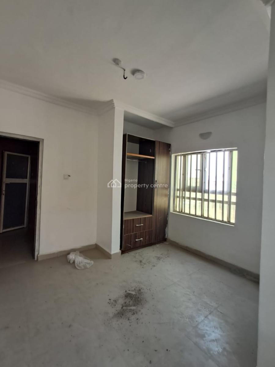Spacious 1-bedroom Apartment, New Road Alpha Beach Chevron, Lekki, Lagos, Mini Flat (room and Parlour) for Rent