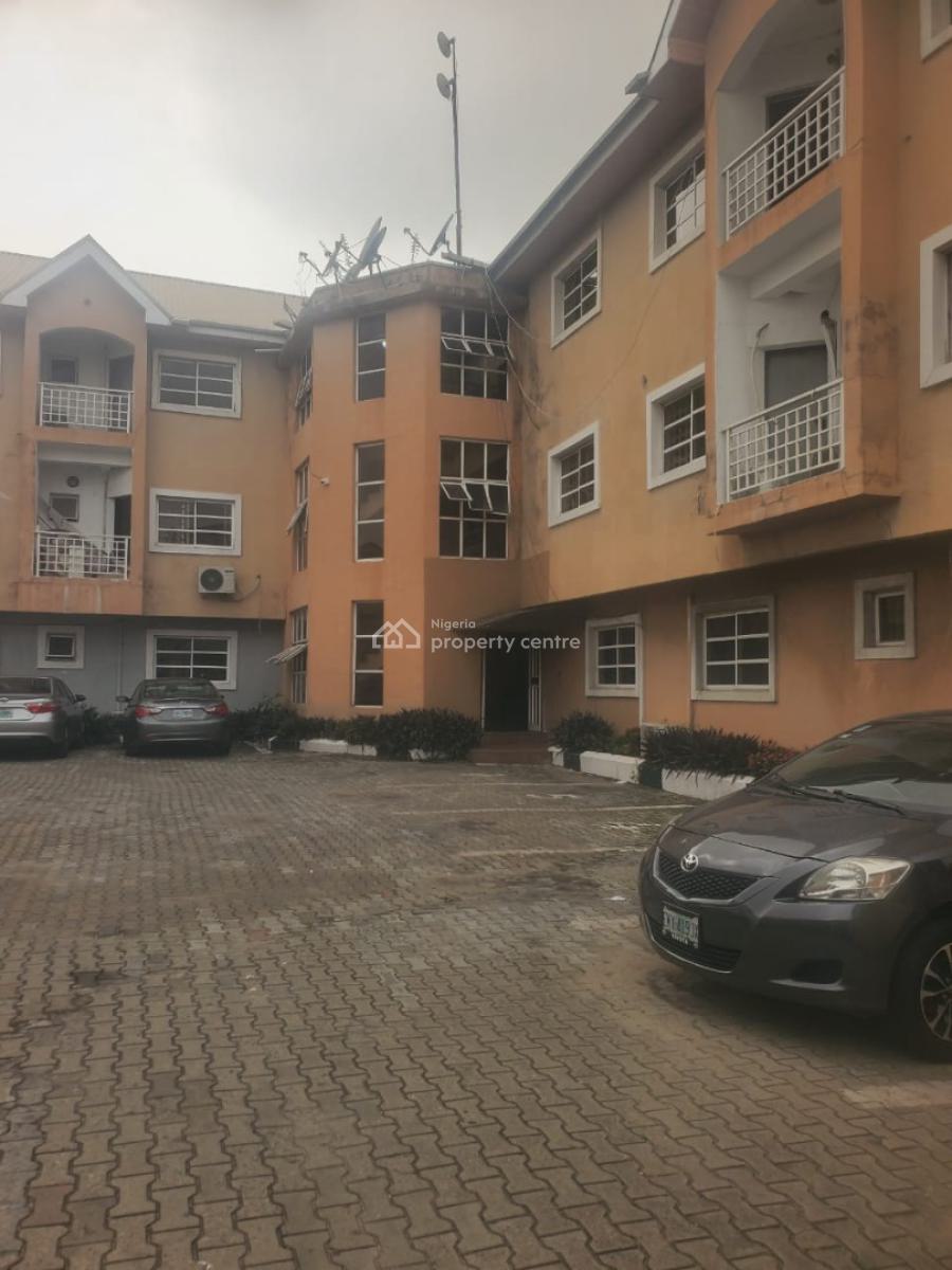 3 Bedroom Luxury Apartment with Bq, Off Ajose Adeogun, Victoria Island (vi), Lagos, Commercial Property for Rent