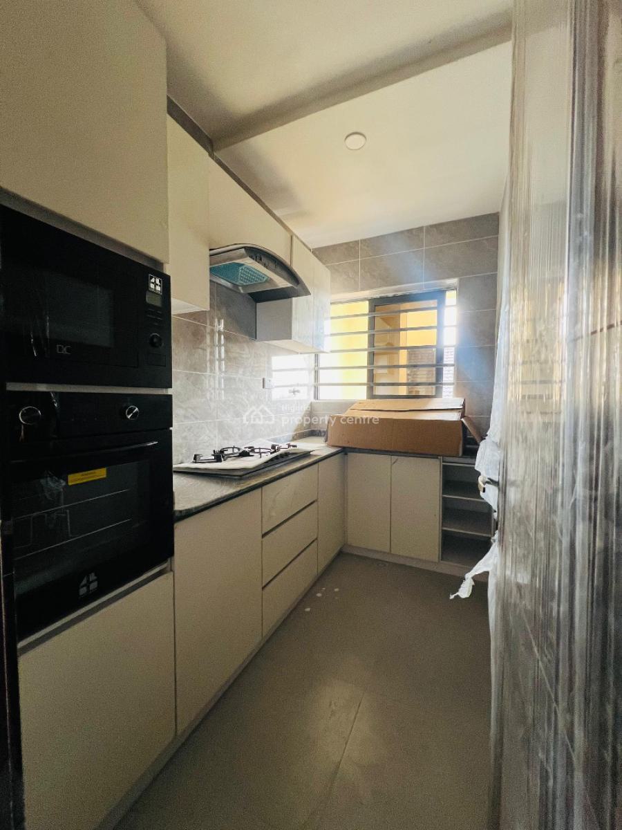 2 Bedroom Apartment, Surulere, Lagos, Flat / Apartment for Sale