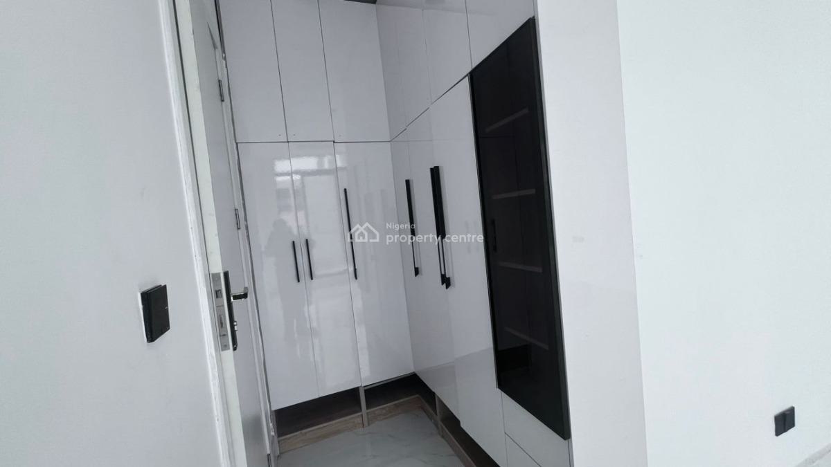 Luxury 2-bedroom Apartment, Lekki Phase 1, Lekki, Lagos, Flat / Apartment for Sale