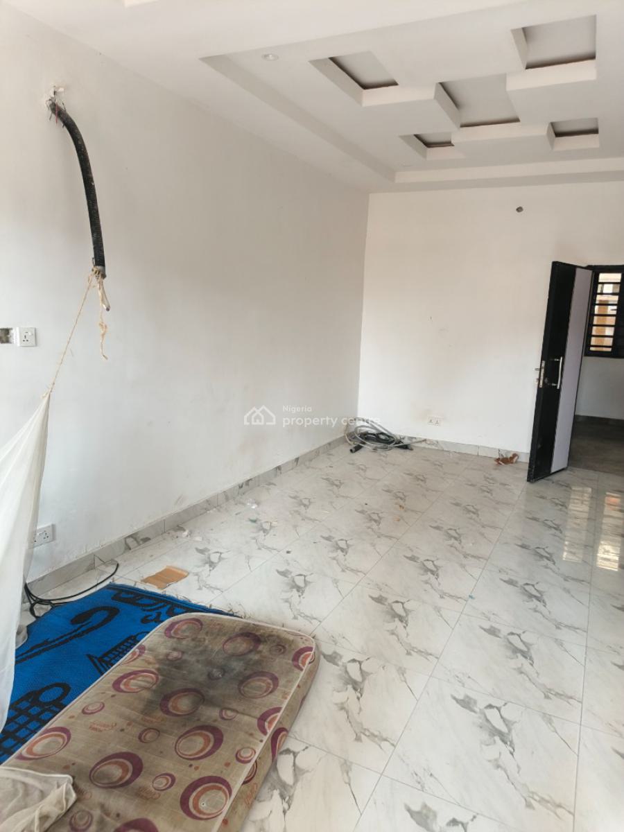 Luxury 2 Bedroom Flat, Conservation Road, Lekki, Lagos, Flat / Apartment for Rent