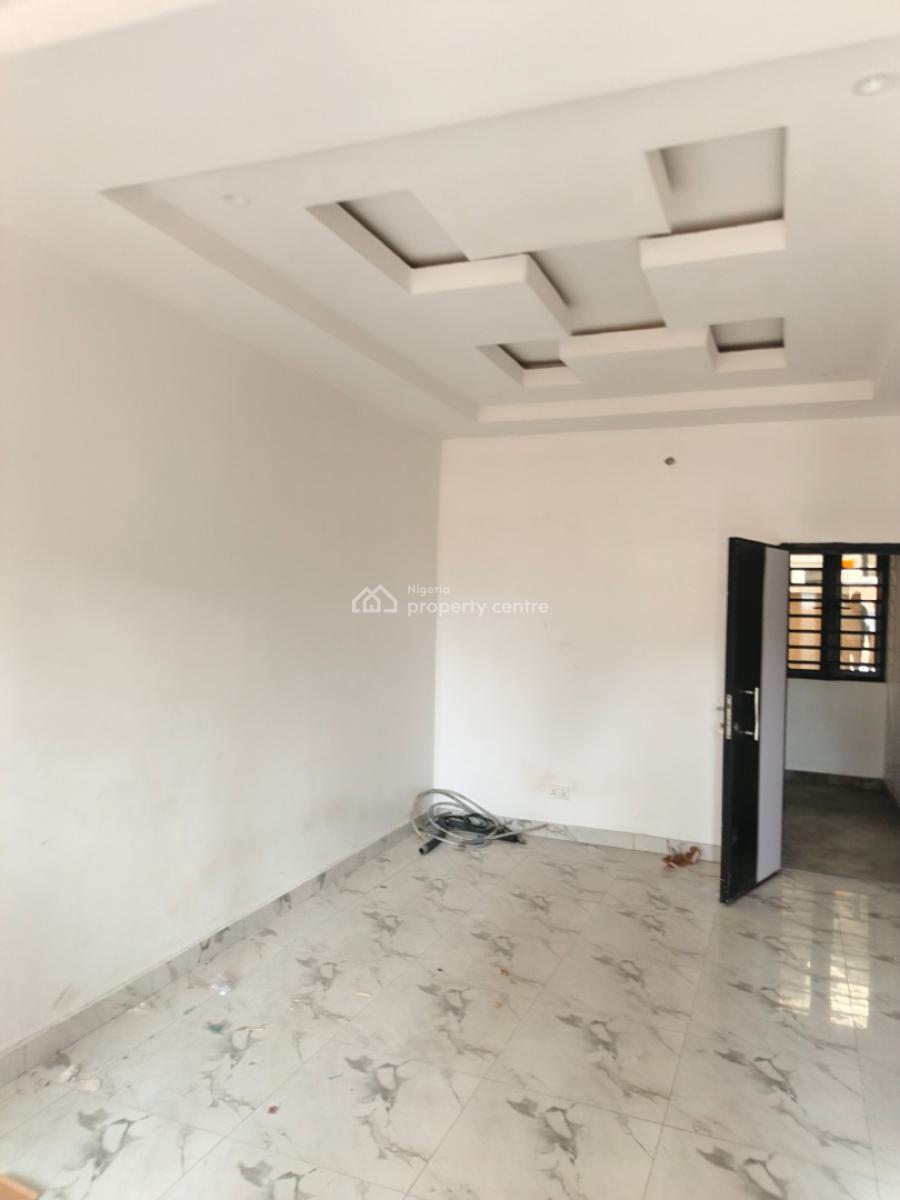 Luxury 2 Bedroom Flat, Conservation Road, Lekki, Lagos, Flat / Apartment for Rent