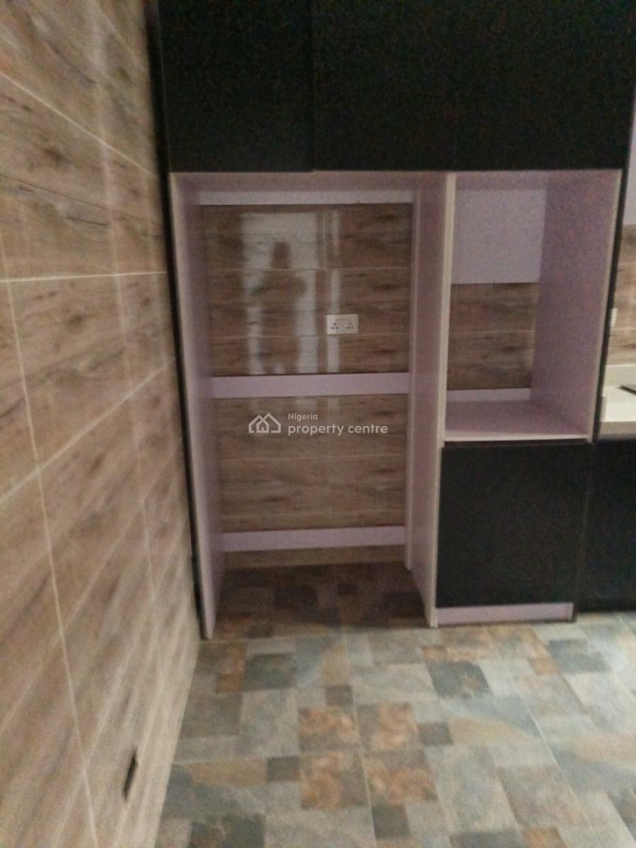 Luxury 2 Bedroom Flat, Conservation Road, Lekki, Lagos, Flat / Apartment for Rent