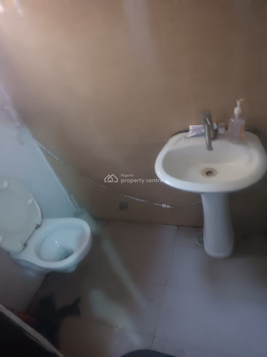 Executive Mini Flat (upstairs), Ikeja Gra, Ikeja, Lagos, Mini Flat (room and Parlour) for Rent