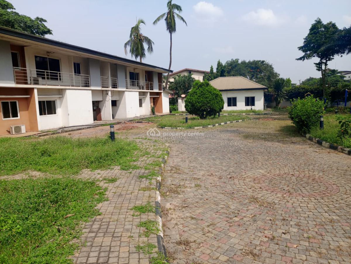 Massive 7 Units  of  Terraces Duplexes + B.qs on Extensive Land Space, Ikeja Gra, Ikeja, Lagos, Terraced Duplex for Rent