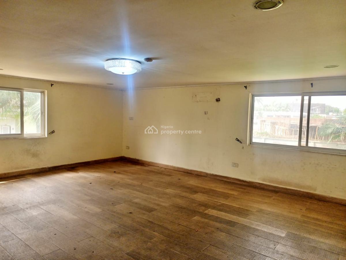 Massive 7 Units  of  Terraces Duplexes + B.qs on Extensive Land Space, Ikeja Gra, Ikeja, Lagos, Terraced Duplex for Rent