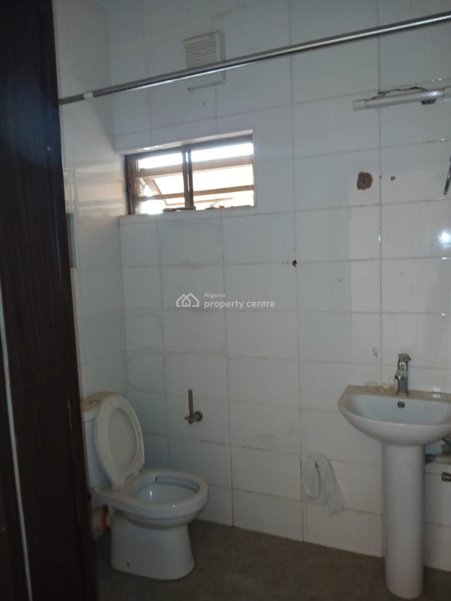 Tastefully Finished and Standard 3 Bedroom Flat with Bq, Close to American International School, Durumi, Abuja, Flat / Apartment for Rent