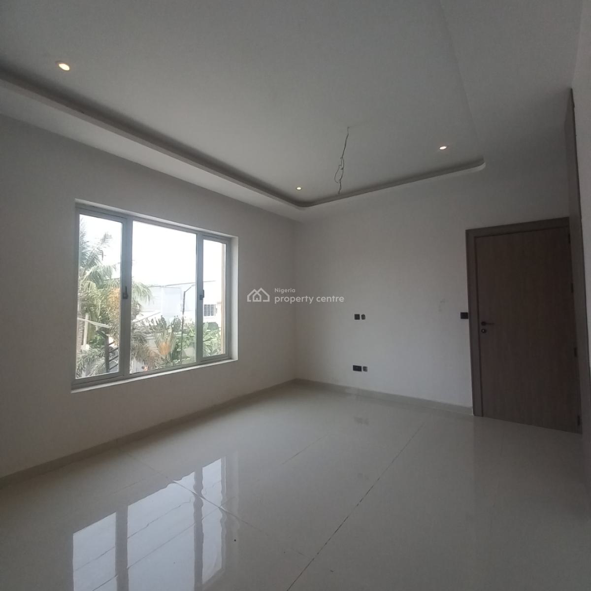 Lovely 2 Bedroom Apartment with Pool and Bq, Lekki Phase 1, Lekki, Lagos, Flat / Apartment for Sale