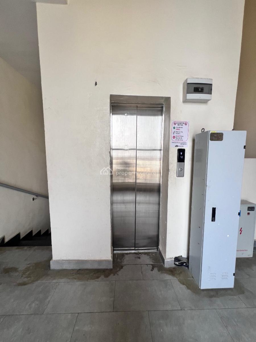 Neatly Built 4 Bedroom Maisonette (pentfloor )nor Furnished, Lekki Right, Lekki Phase 1, Lekki, Lagos, Flat / Apartment for Rent