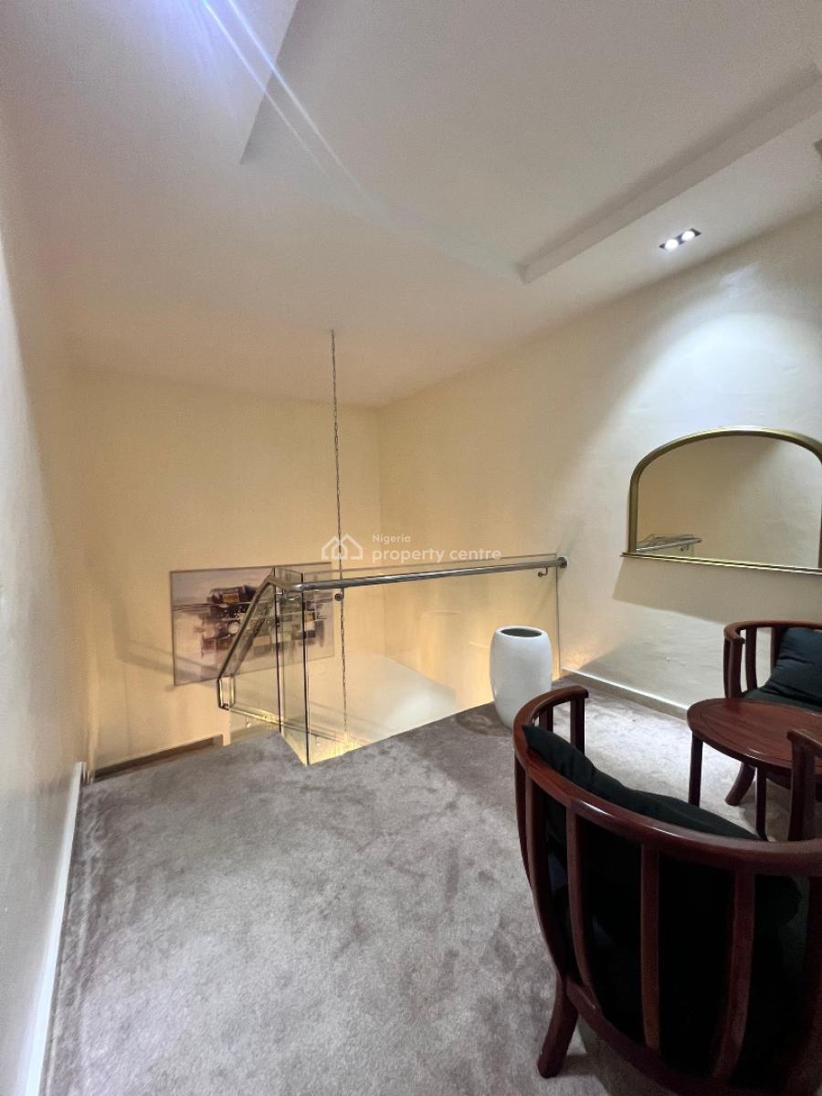 Neatly Built 4 Bedroom Maisonette (pentfloor )nor Furnished, Lekki Right, Lekki Phase 1, Lekki, Lagos, Flat / Apartment for Rent