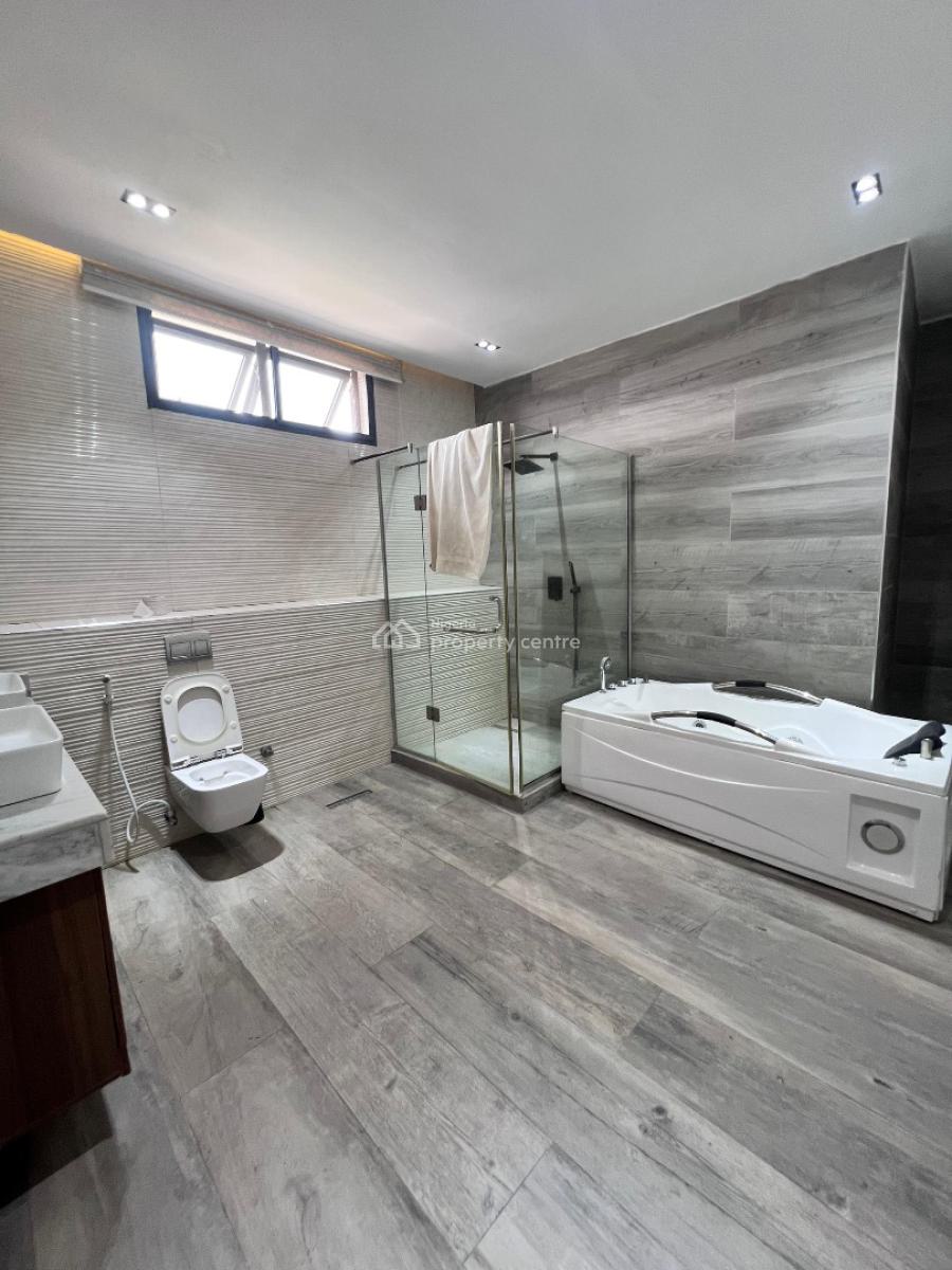 Neatly Built 4 Bedroom Maisonette (pentfloor )nor Furnished, Lekki Right, Lekki Phase 1, Lekki, Lagos, Flat / Apartment for Rent