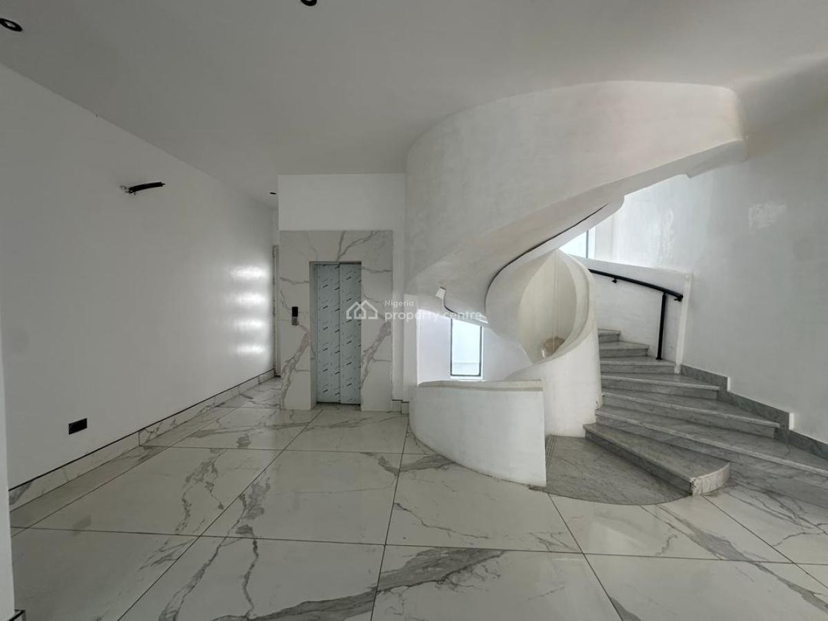 5-bedroom Fully Detached House, Ikota, Lekki, Lagos, Detached Duplex for Sale