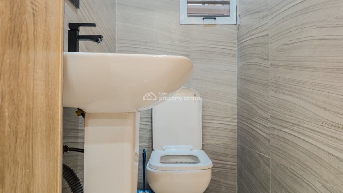 3bedroom Apartment with Top Notch Amenities Available for Short/long S, Lekki Phase 1, Lekki, Lagos, Flat / Apartment Short Let