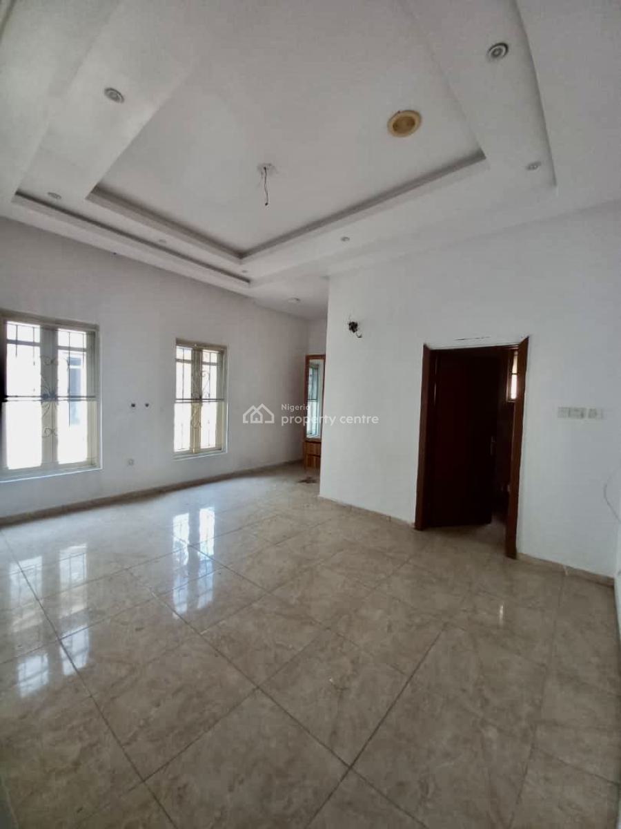 Well Built with a B Q in a Prime Location, Chevron Drive, Lekki, Lagos, Detached Duplex for Sale