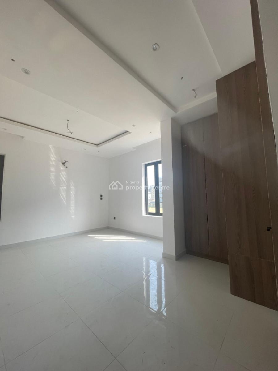 3-bedroom Penthouses, Lekki Phase 1, Lekki, Lagos, Flat / Apartment for Sale