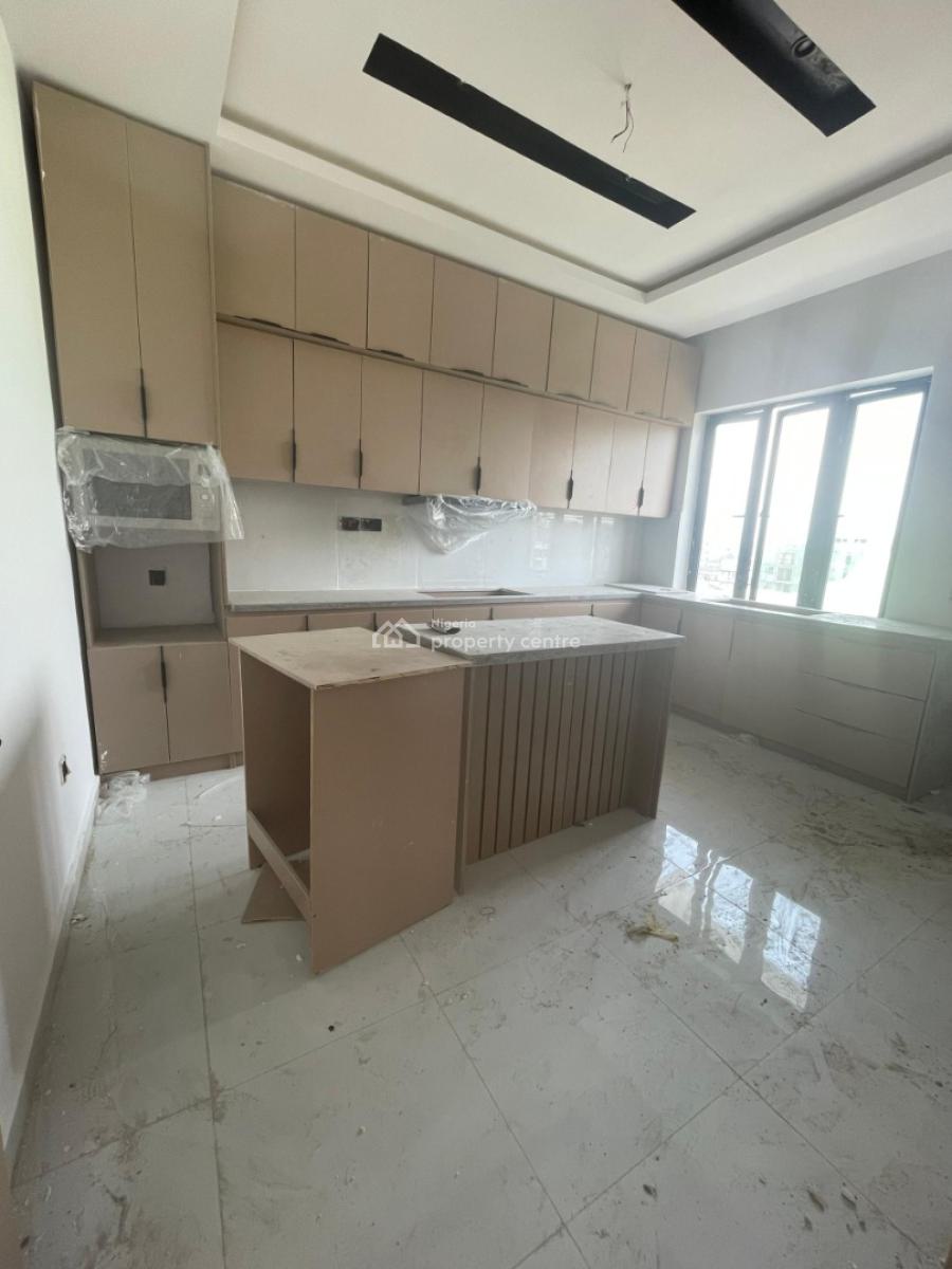 3-bedroom Penthouses, Lekki Phase 1, Lekki, Lagos, Flat / Apartment for Sale