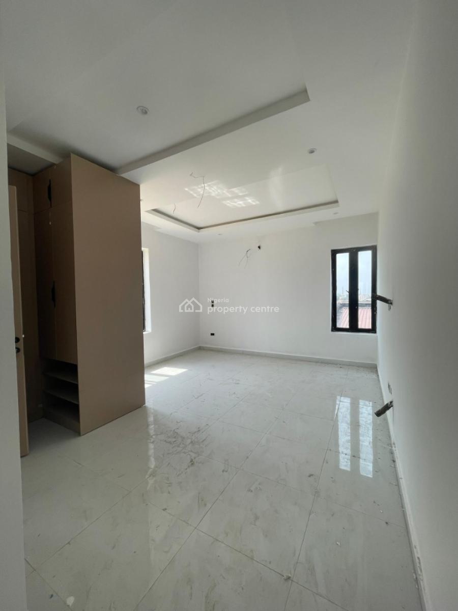 3-bedroom Penthouses, Lekki Phase 1, Lekki, Lagos, Flat / Apartment for Sale