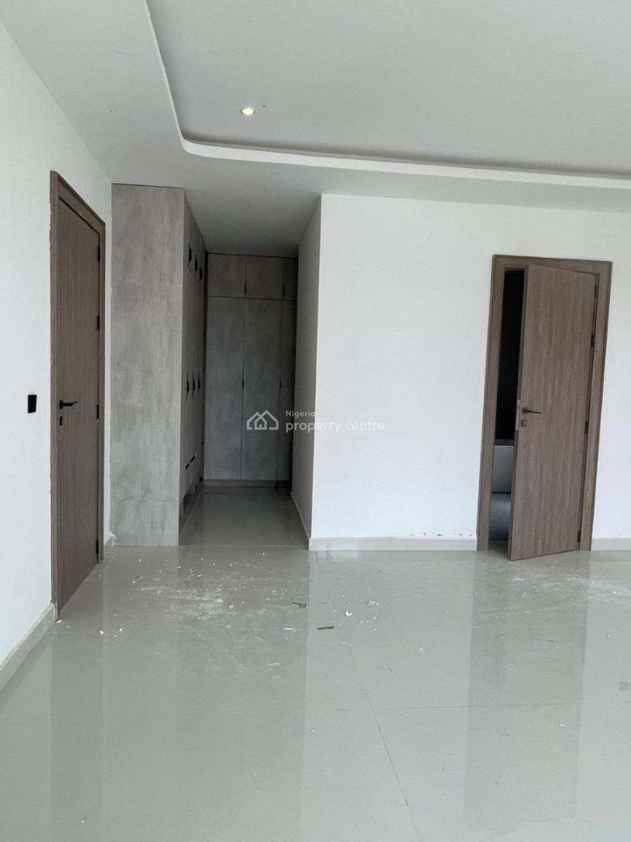 2-bedroom Apartment, Lekki Phase 1, Lekki, Lagos, Flat / Apartment for Sale