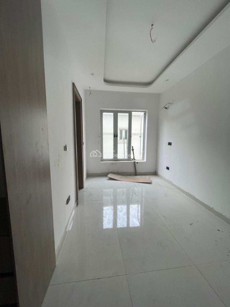 2-bedroom Apartment, Lekki Phase 1, Lekki, Lagos, Flat / Apartment for Sale
