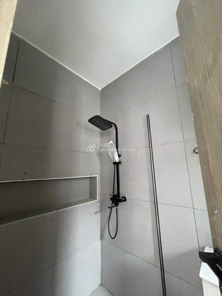 2-bedroom Apartment, Lekki Phase 1, Lekki, Lagos, Flat / Apartment for Sale