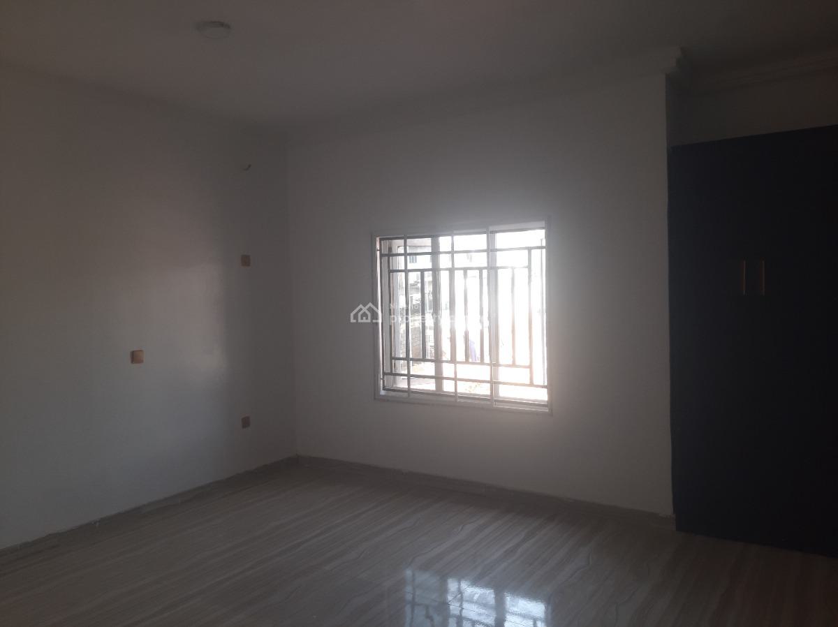 Tastefully Finished and Newly Renovated 3 Bedroom Flat, Guzape Hills, Guzape District, Abuja, Flat / Apartment for Rent
