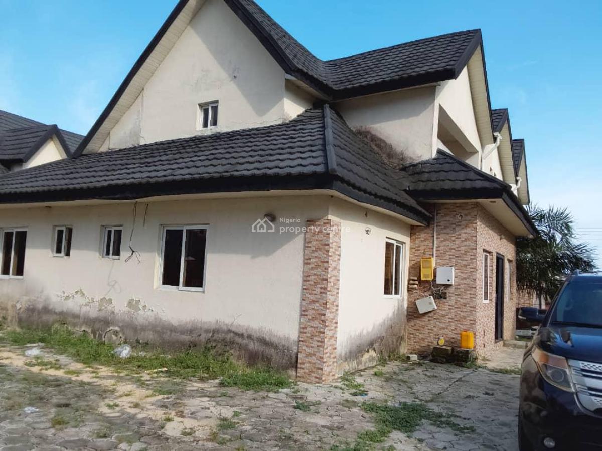 Spacious 4 Bedroom Semi-detached with Bq, Diamond Estate, Sangotedo, Ajah, Lagos, Semi-detached Duplex for Sale