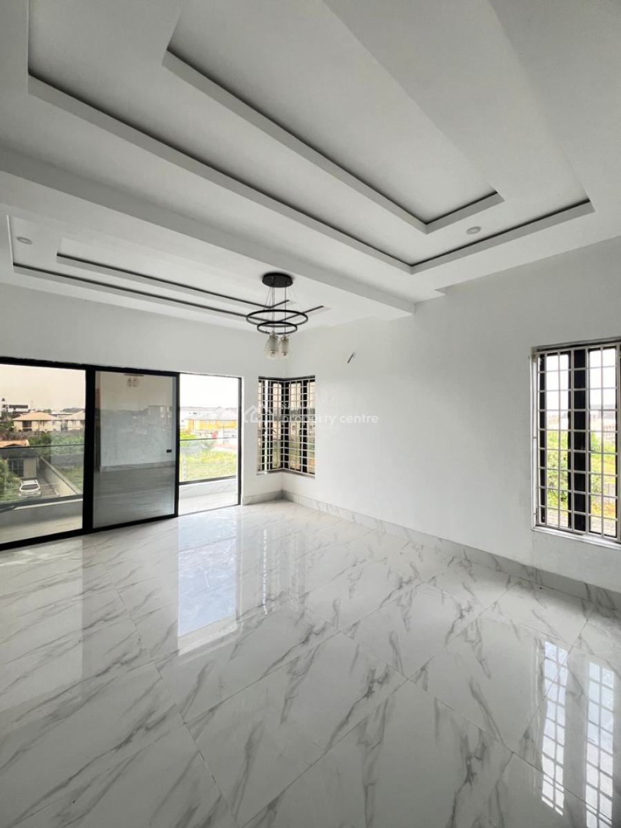 2 Bedroom Flat with Bq, Lekki Scheme2, Lekki, Lagos, Flat / Apartment for Rent