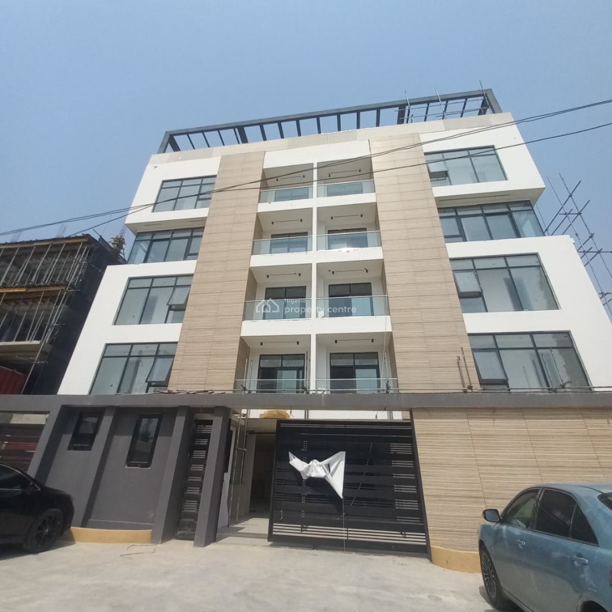 Standard 3 Bedroom Apartment with Pool and Elevator, Lekki Phase 1, Lekki, Lagos, Flat / Apartment for Sale