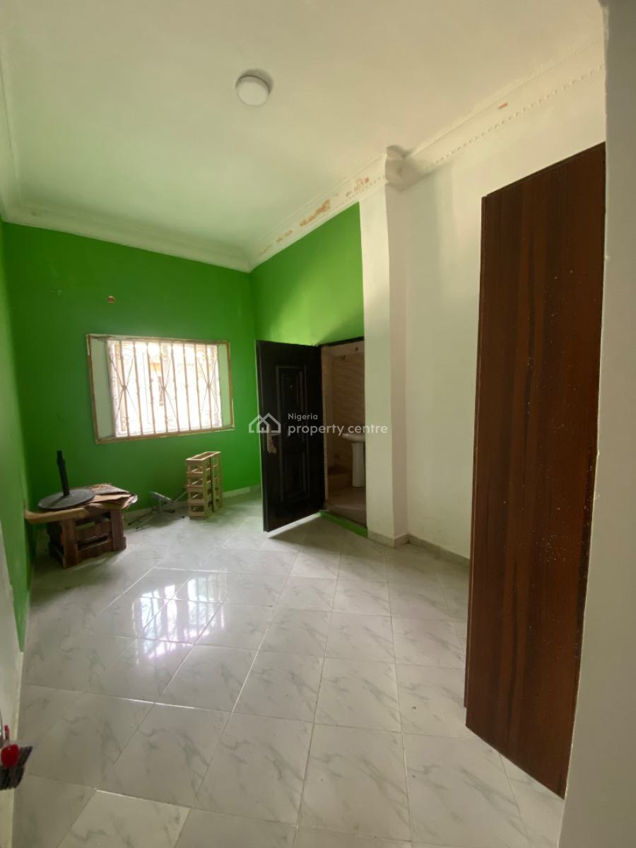 Spacious Fully Serviced ‎3-bedroom Apartment in a Prime Estate, Opposite Vgc, Ikota, Lekki, Lagos, Flat / Apartment for Rent