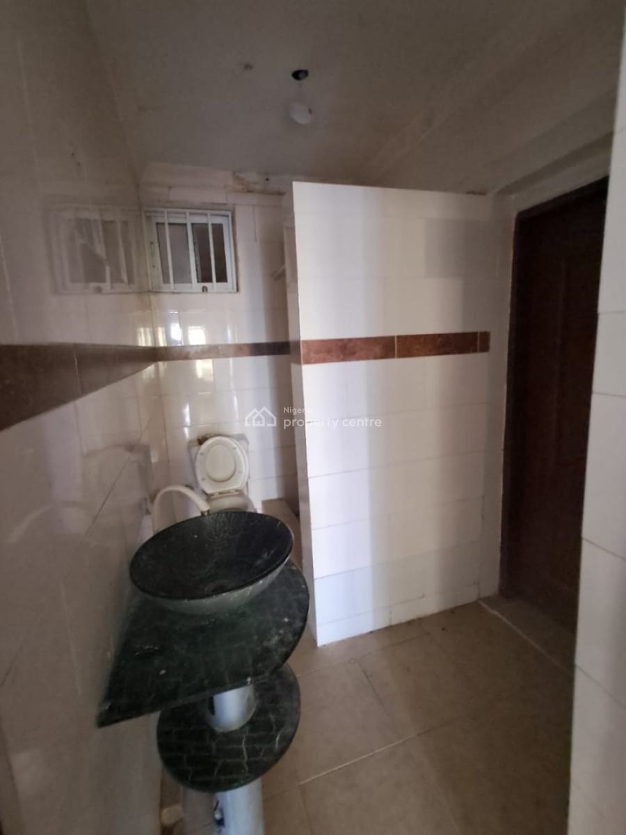 Spacious Standard 2-bedroom Apartment (first Floor), New Road Alpha Beach Chevron, Lekki, Lagos, Flat / Apartment for Rent