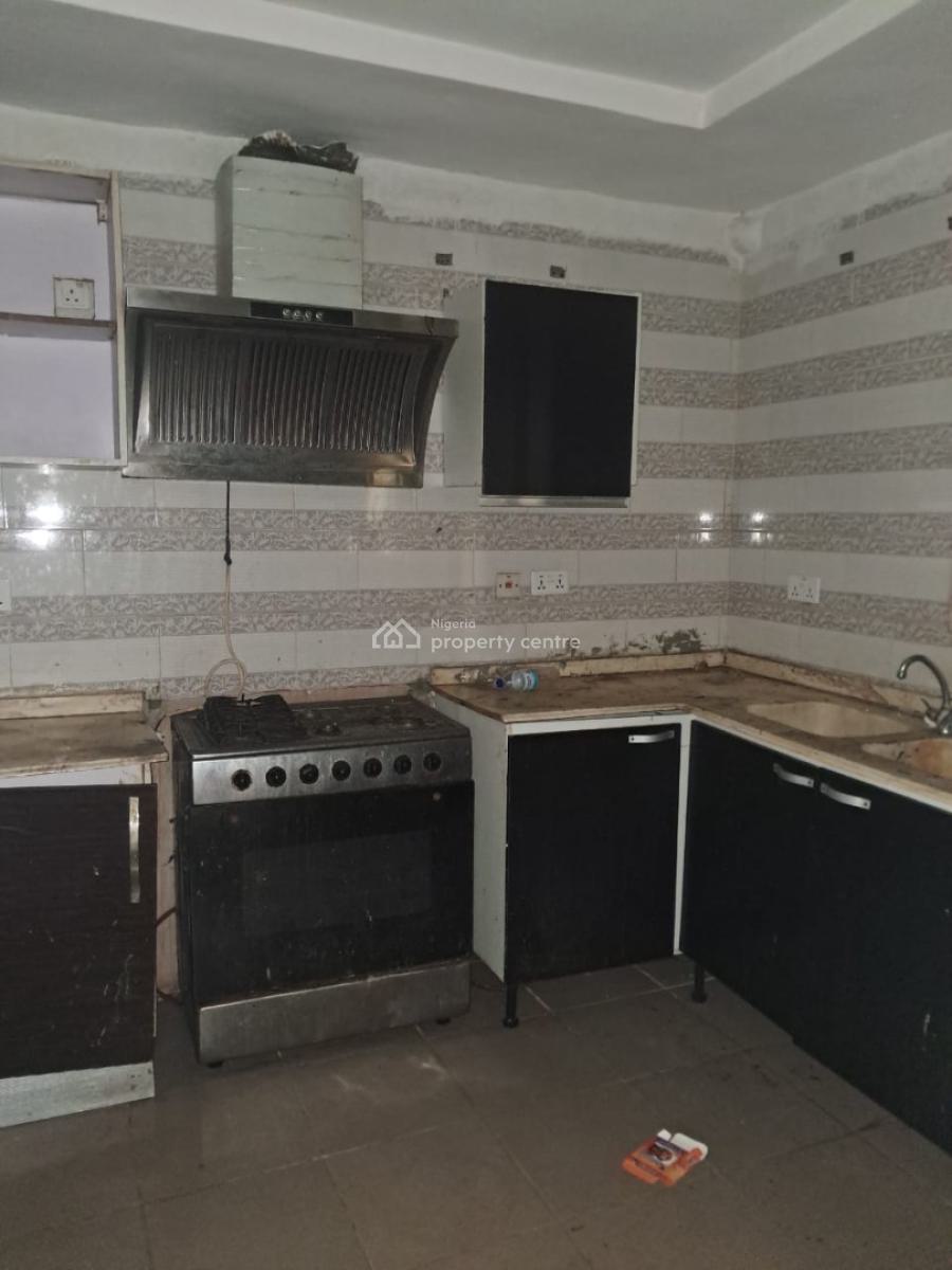 Spacious Standard 2-bedroom Apartment (first Floor), New Road Alpha Beach Chevron, Lekki, Lagos, Flat / Apartment for Rent