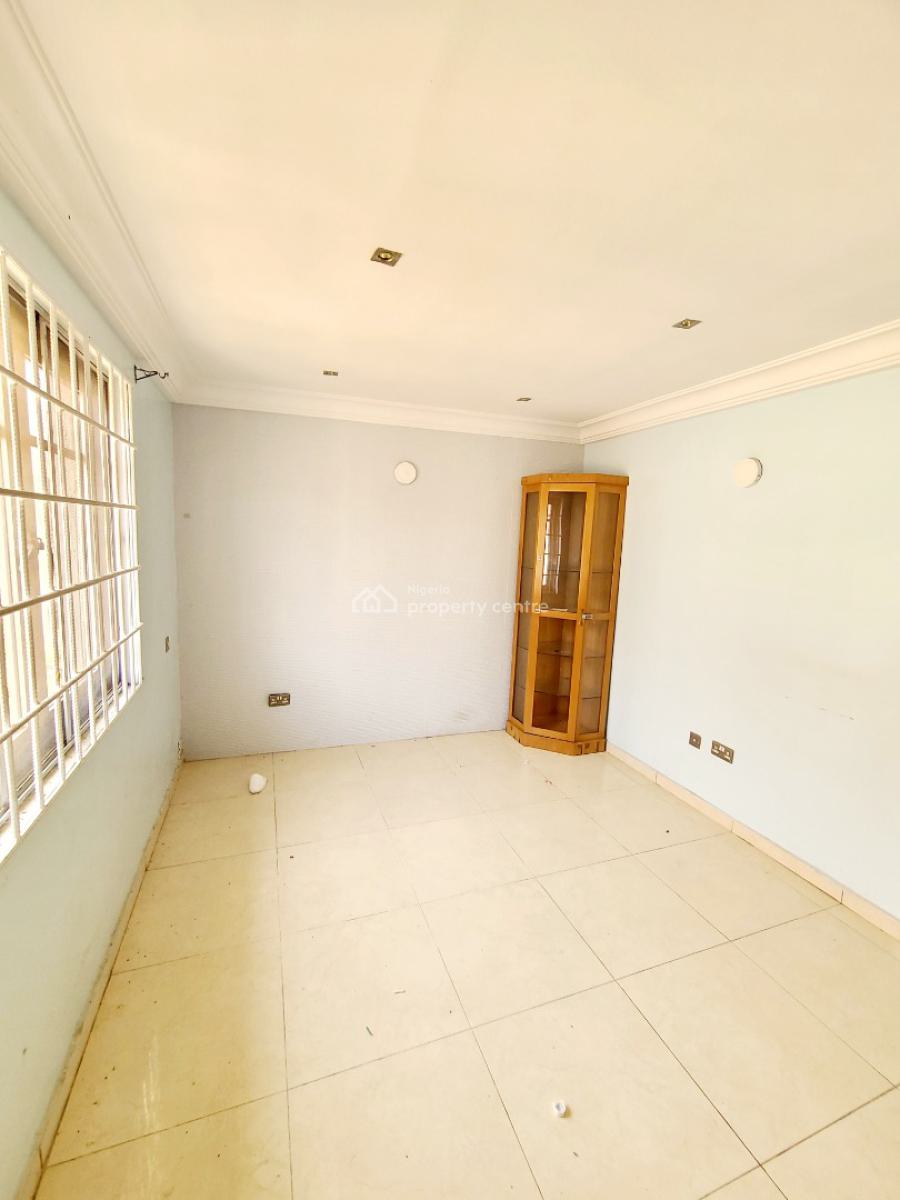 Spacious Modern 3 Bedroom Terrace Duplex, Ilasan, Lekki, Lagos, Terraced Duplex for Rent