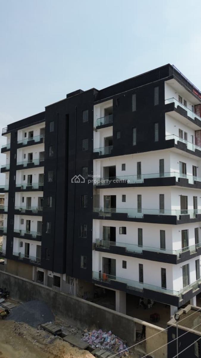 Nicely Built 3bedroom Apartment with Swimming Pool ,gym &elevator, Lekki Phase One ,lekki ,lagos ,nigeria, Lekki Phase 1, Lekki, Lagos, Flat / Apartment for Sale